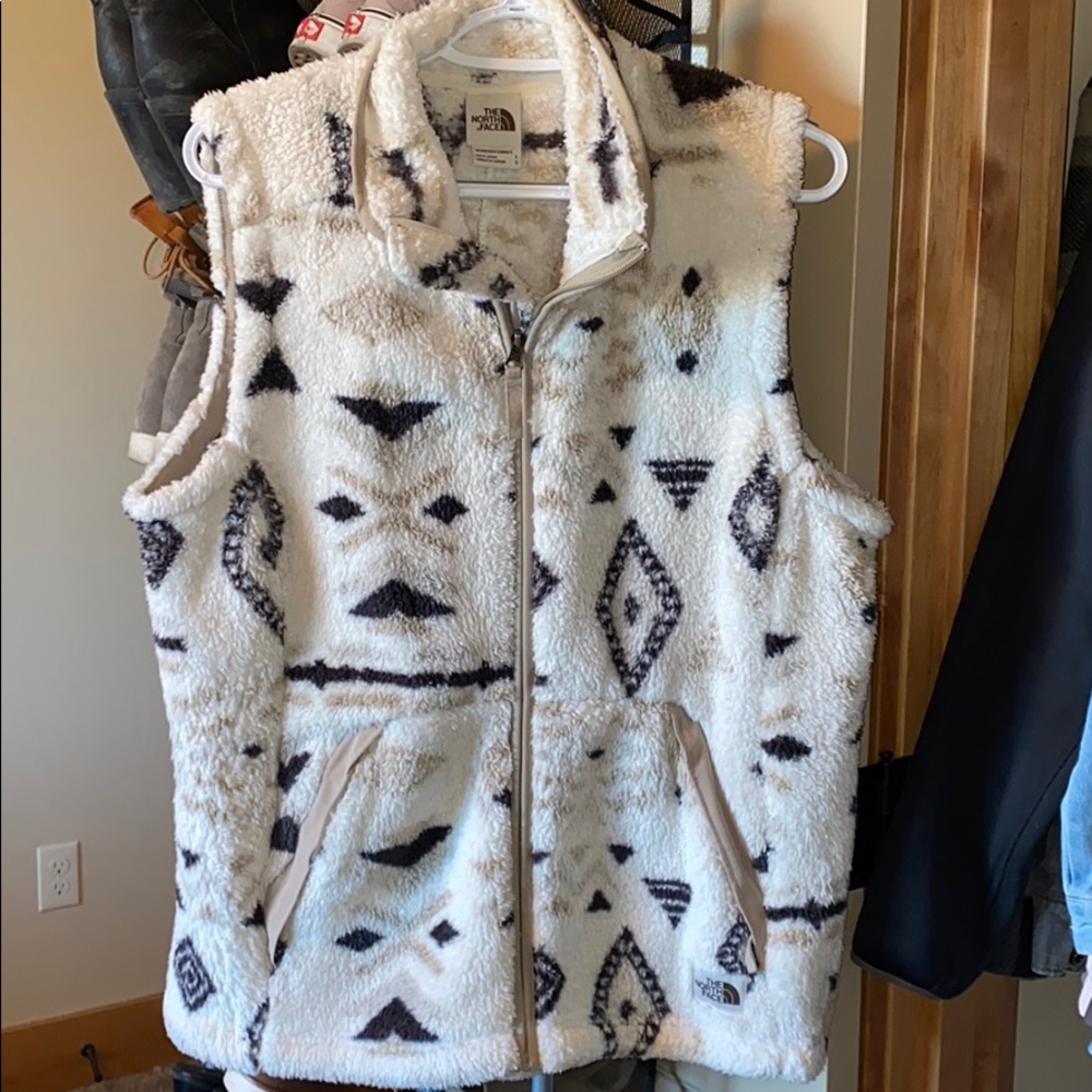 North Face Vest size Large